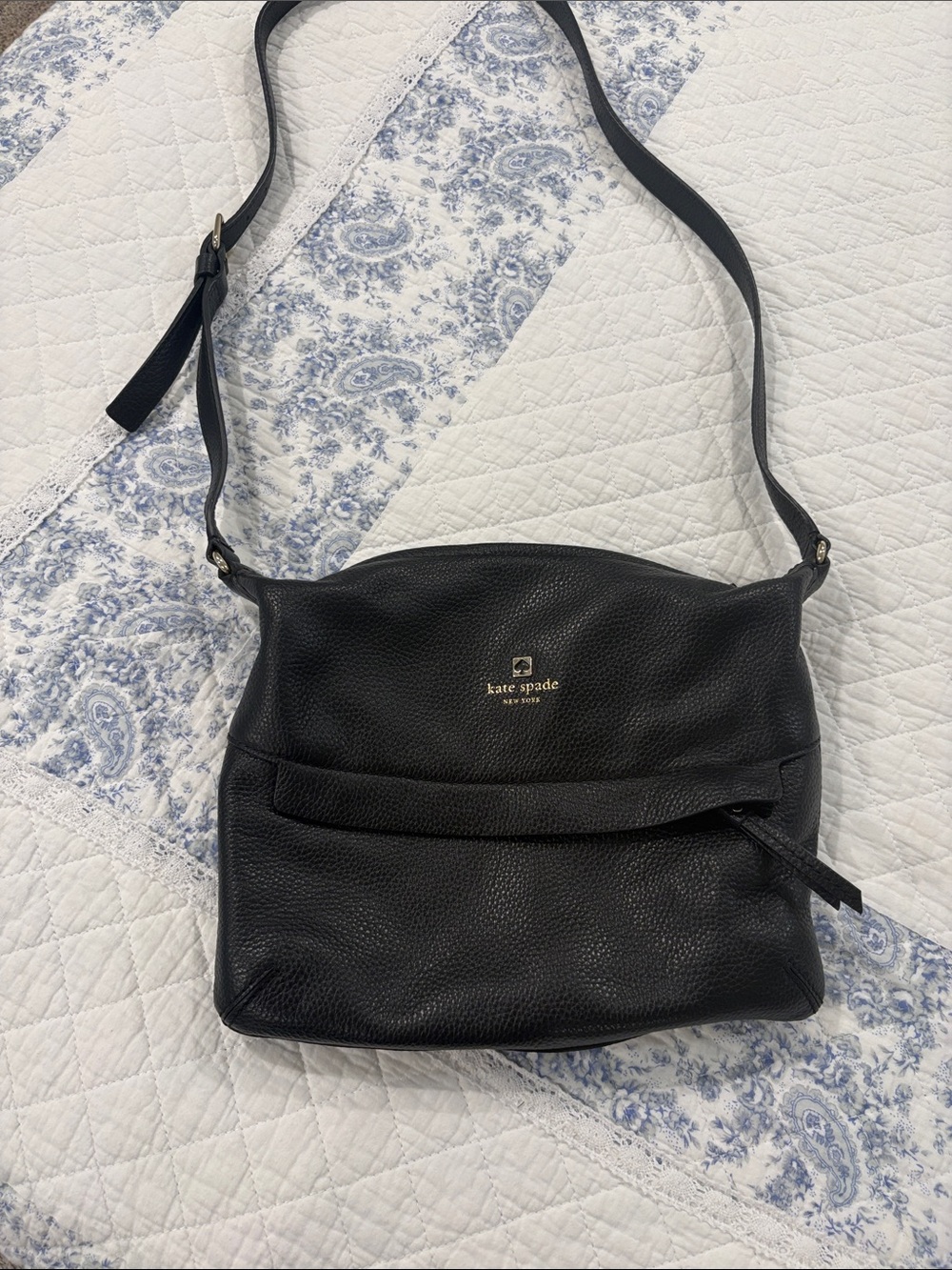 Kate Spade Black Pebbled Leather Crossbody Shoulder Bag Gold Hardware